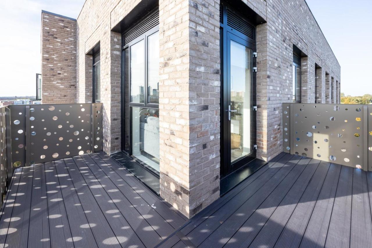 Guestready - A Modern Getaway In Vauxhall Ливърпул Екстериор снимка