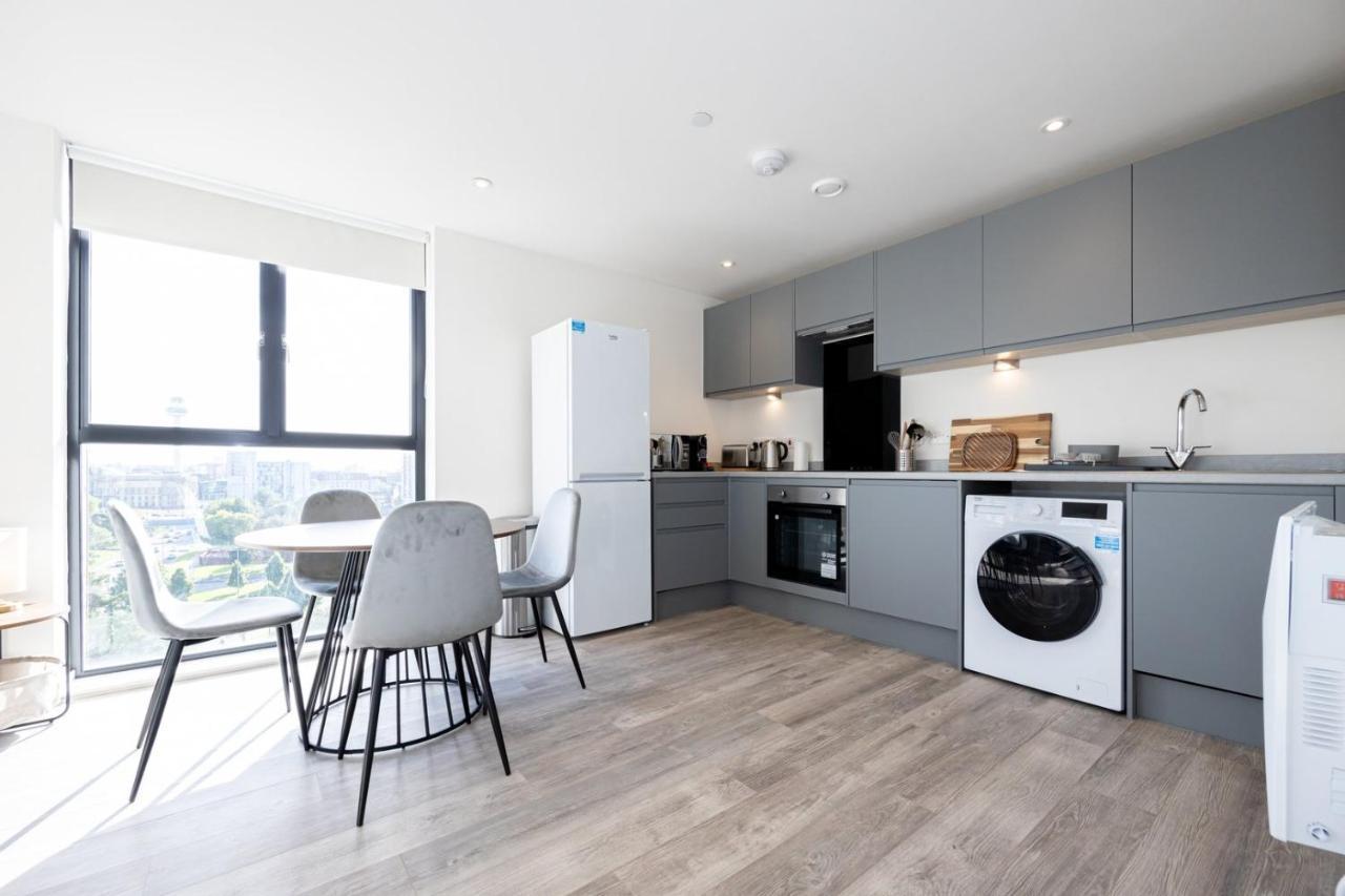 Guestready - A Modern Getaway In Vauxhall Ливърпул Екстериор снимка